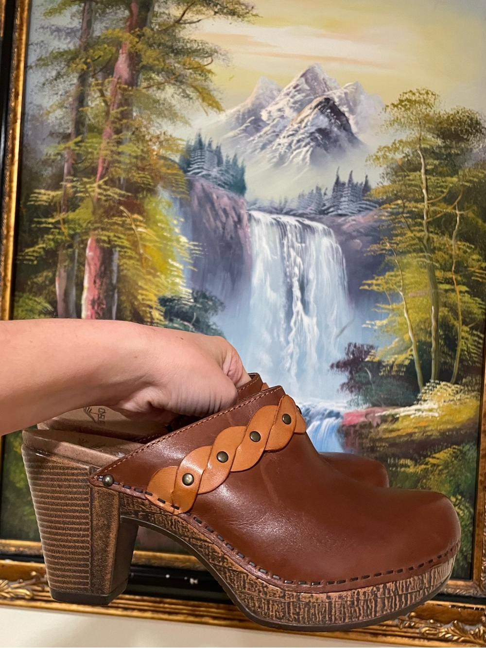 Like New Dansko Brown Leather Clogs Heels - Mules